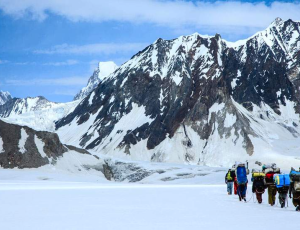 snow-lake-trek-